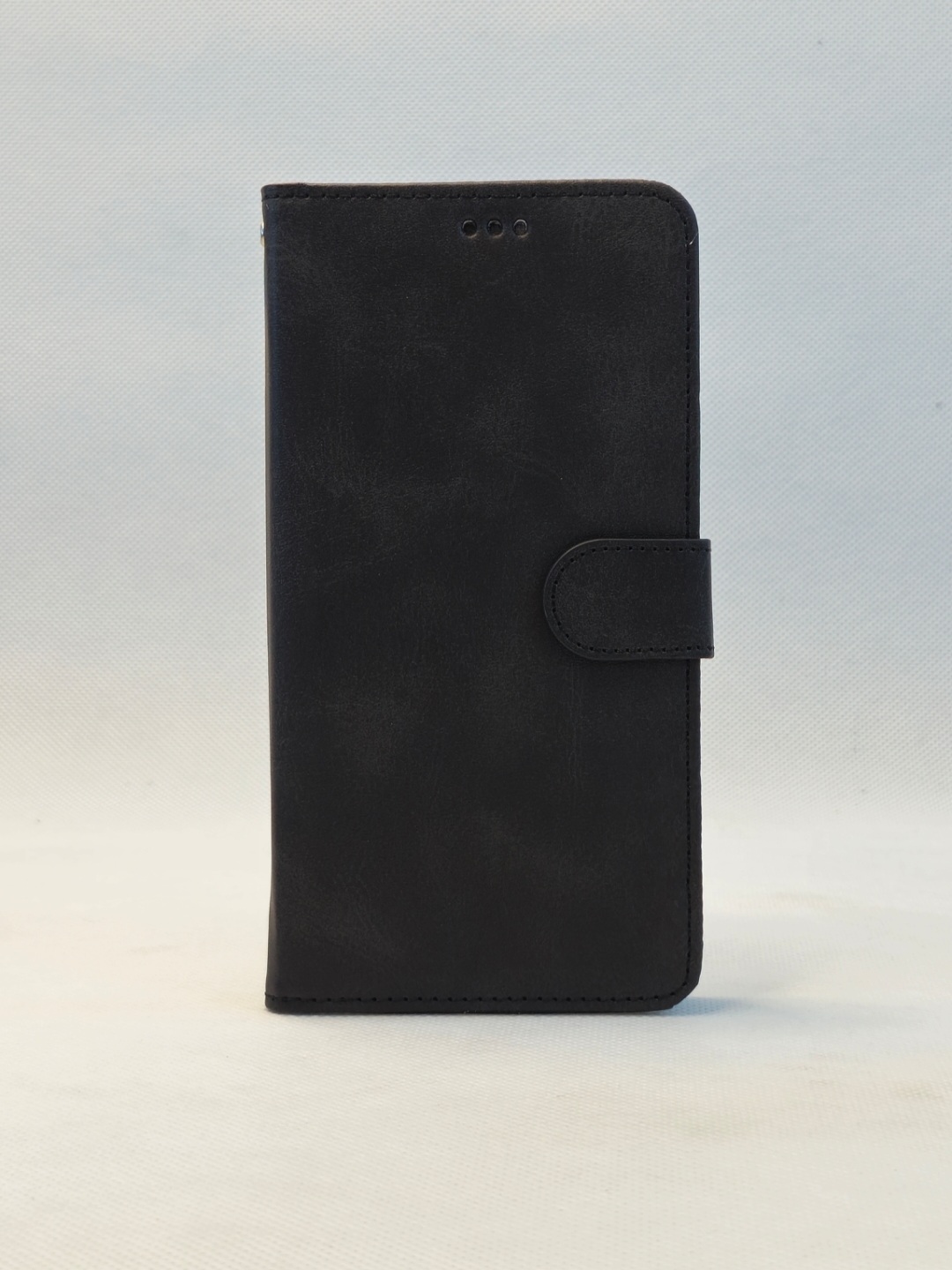 کیف چرمی رنگ مشکی مناسب برای گوشی موبایل هواوی Huawei Y6 2019
