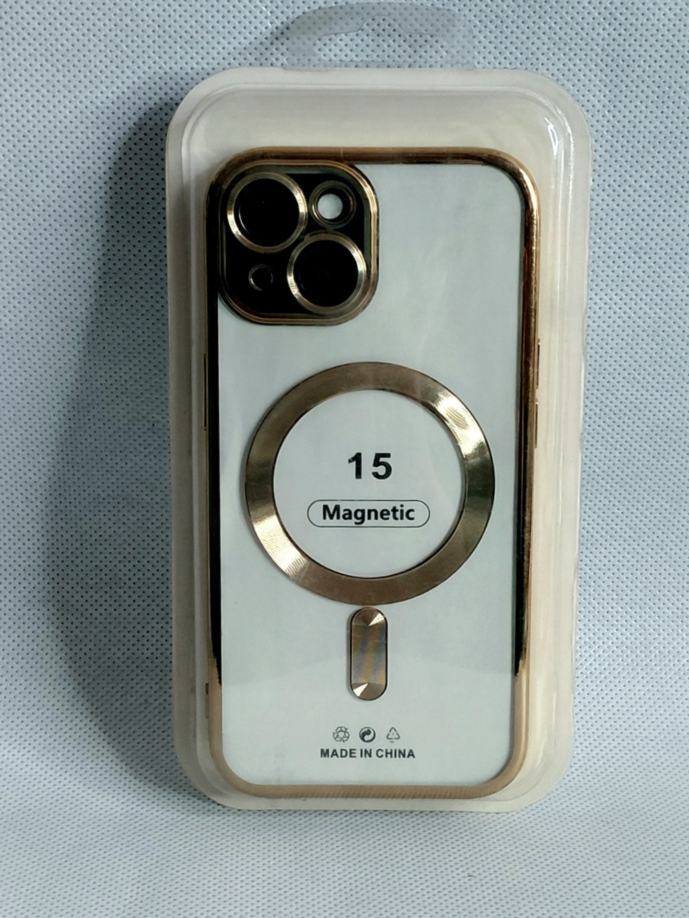 کاور مگسیف دار مدل magnetic رنگ طلایی مناسب برای گوشی موبایل iPhone 15