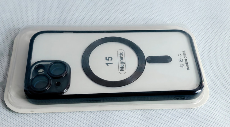 کاور مگسیف دار مدل magnetic رنگ مشکی مناسب برای گوشی موبایل iPhone 15