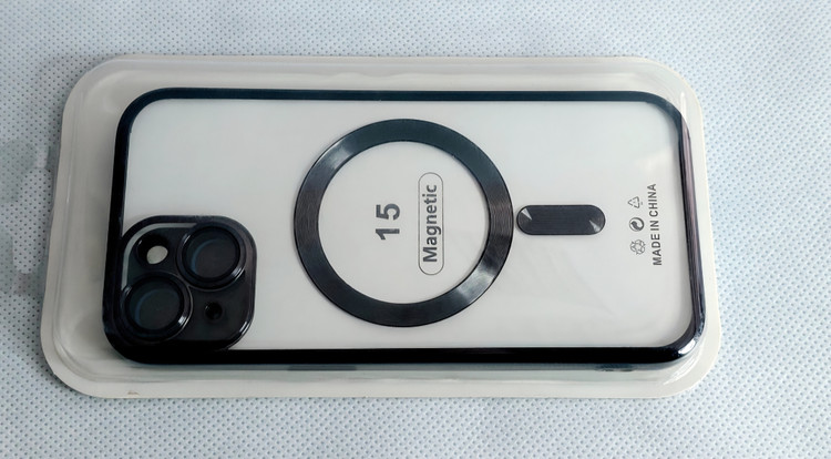 کاور مگسیف دار مدل magnetic رنگ مشکی مناسب برای گوشی موبایل iPhone 15