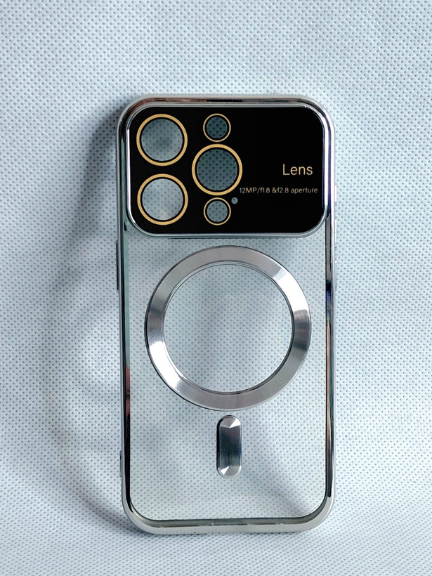 قاب مگسیف دار مدل magnetic رنگ نقره ای مناسب برای گوشی موبایل iPhone 15 pro