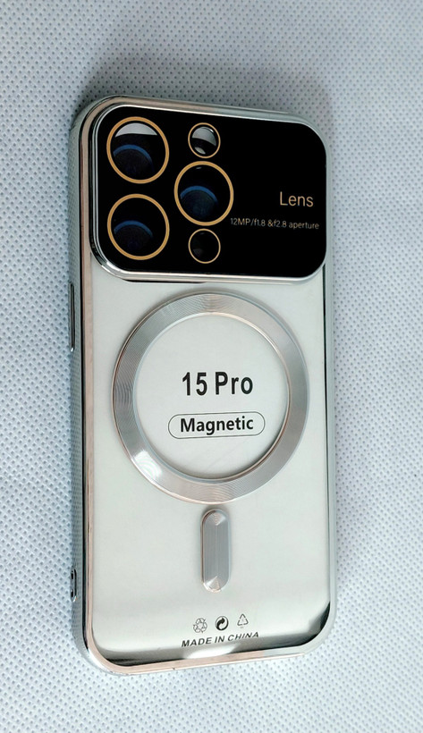 قاب مگسیف دار مدل magnetic رنگ نقره ای مناسب برای گوشی موبایل iPhone 15 pro