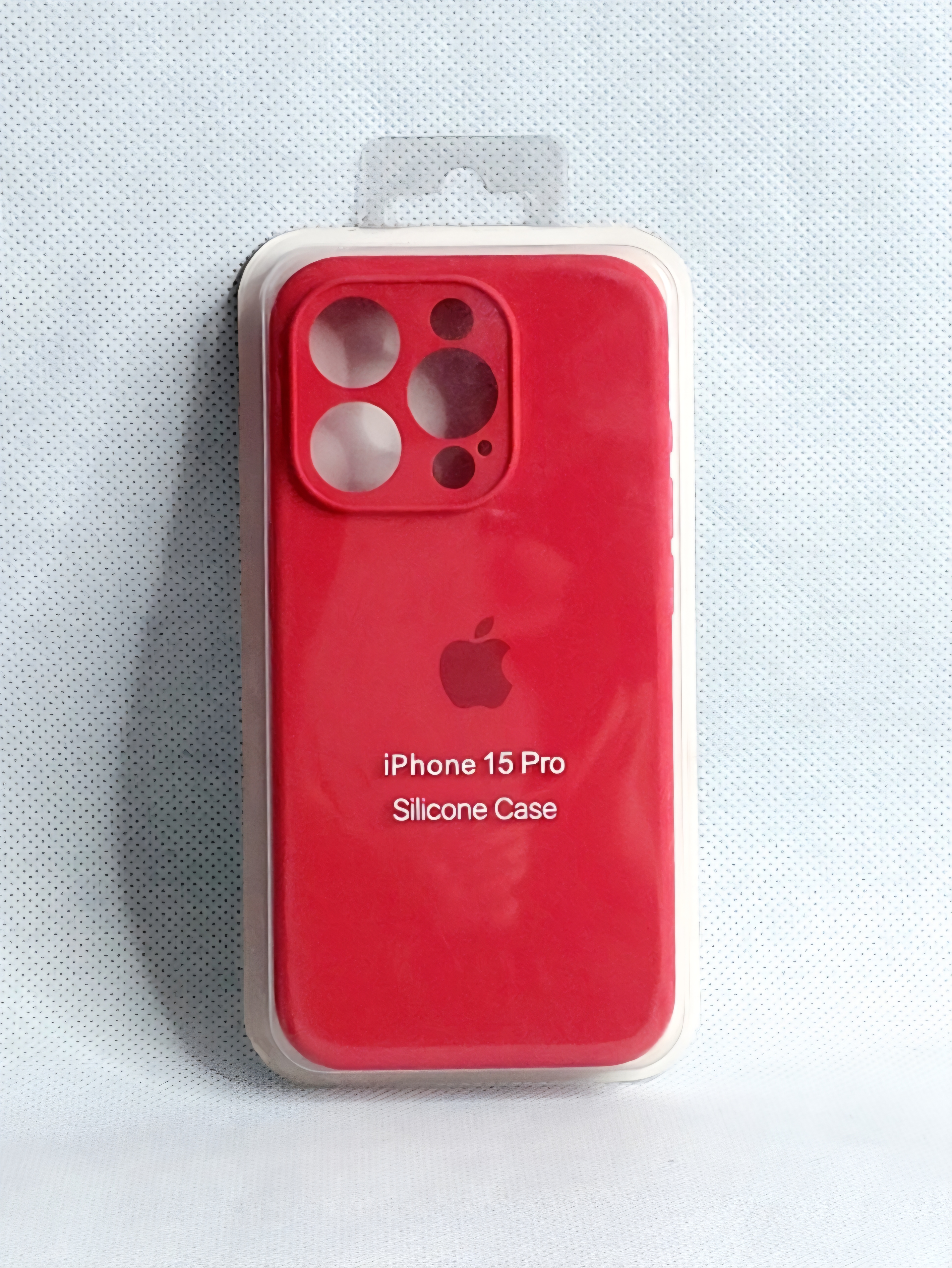 قاب سیلیکون ارجینال رنگ قرمز مناسب برای گوشی موبایل iPhone 15 pro