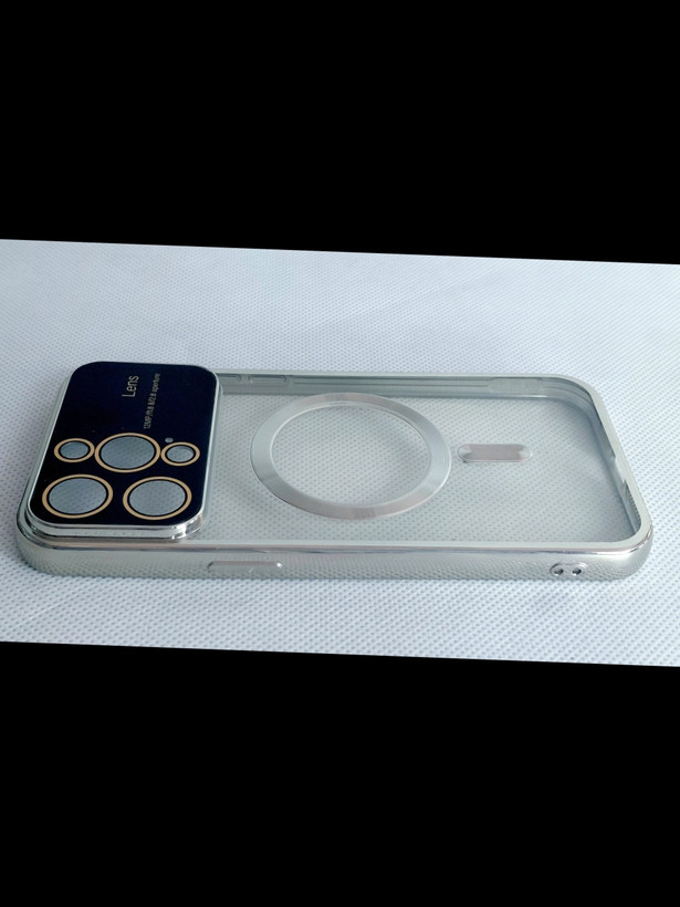 قاب مگسیف دار مدل magnetic رنگ نقره ای مناسب برای گوشی موبایل iPhone 15 pro max