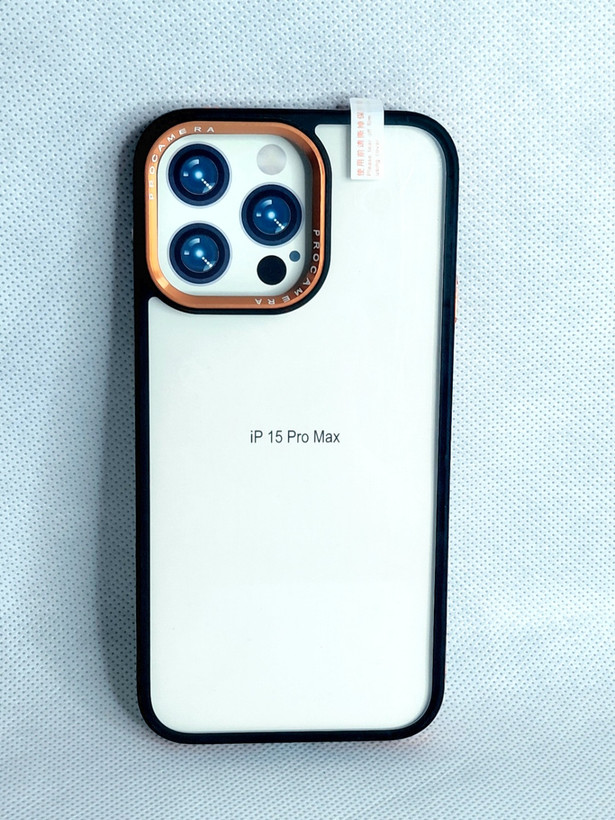 قاب شفاف کربنی مدل touch skinمناسب گوشی iPhone 15 pro max رنگ نارنجی